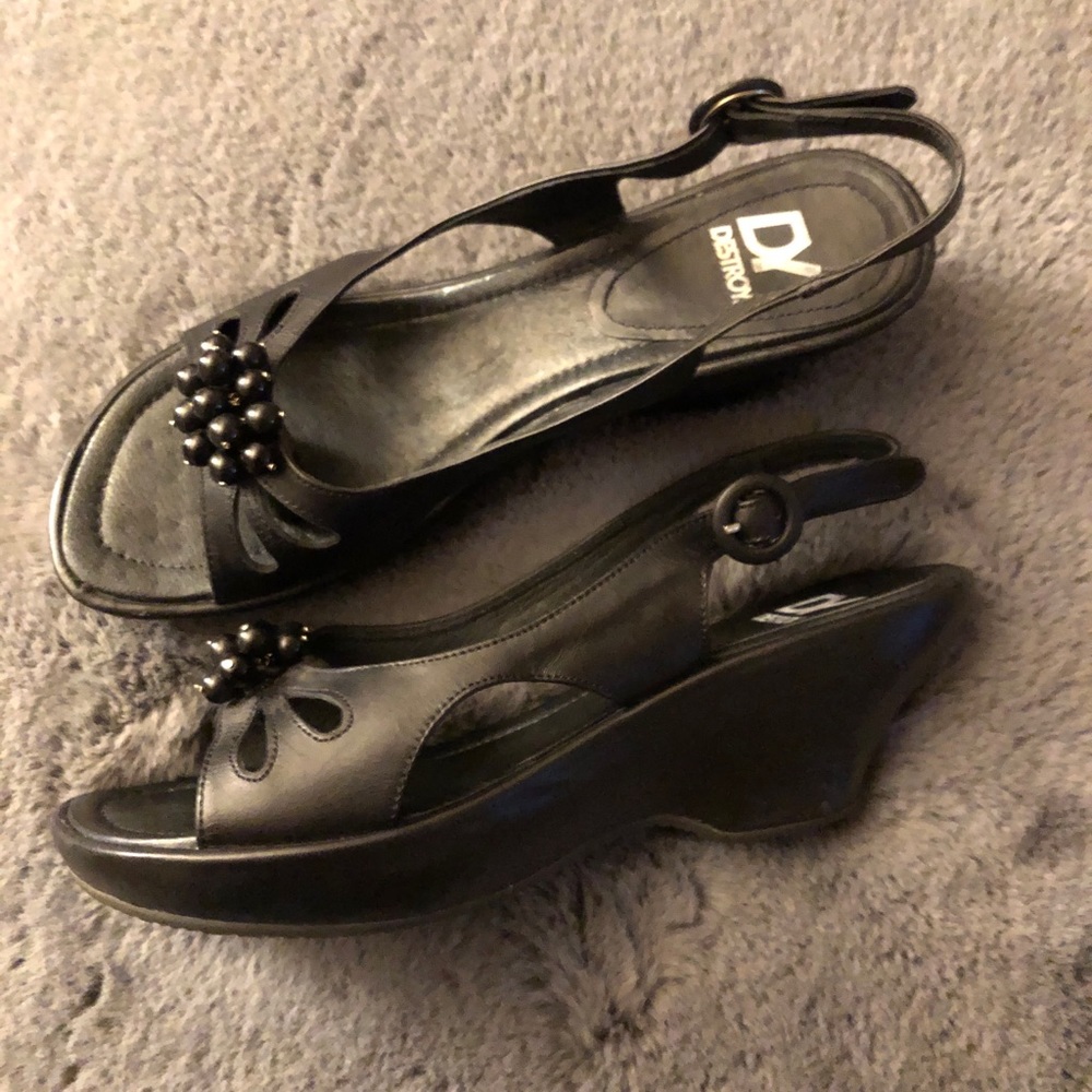DESTROY SHOES